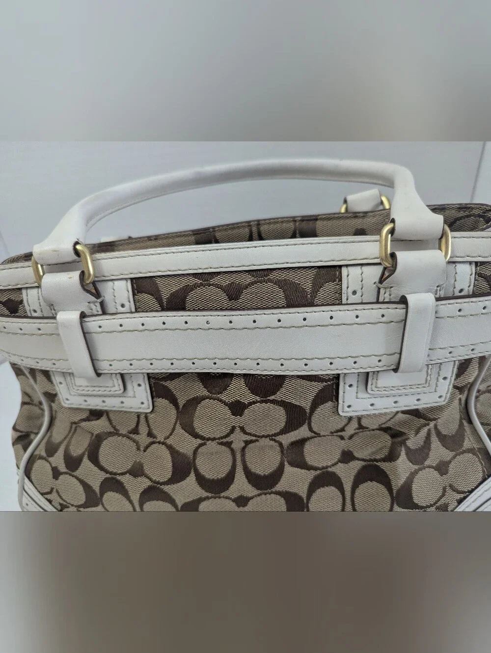 COACH Hamptons Signature Canvas Shoulder Bag Brown Monogram White Leather H0673